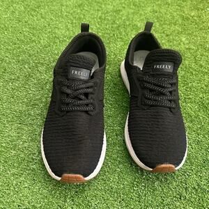 Women's Black Freely Running Sneakers